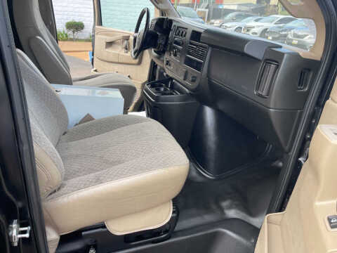 2020 Chevrolet Express 2500