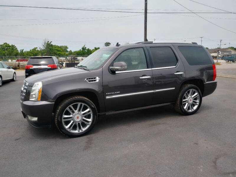 2011 Cadillac Escalade Premium