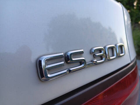 1995 Lexus ES 300