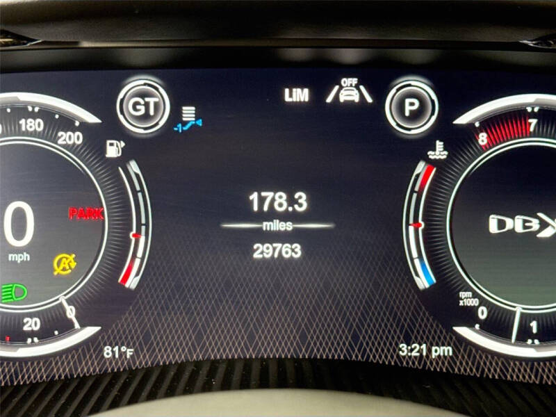 2021 Aston Martin DBX
