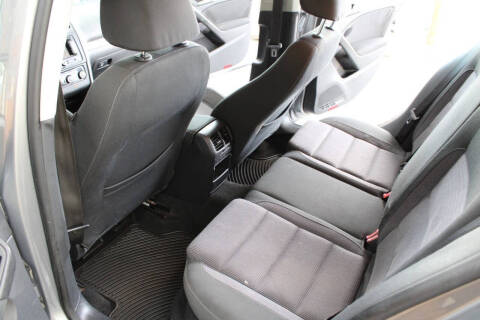 2012 Volkswagen Golf TDI