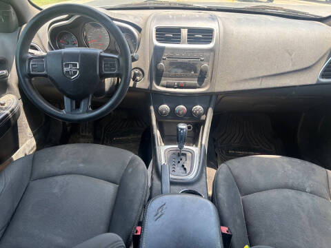 2012 Dodge Avenger SE