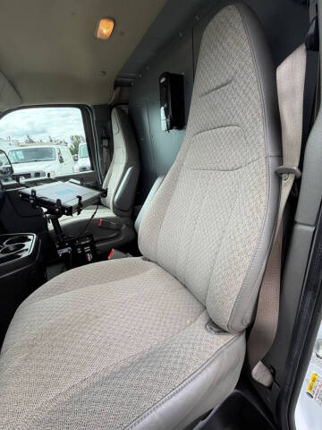 2021 Chevrolet Express 2500