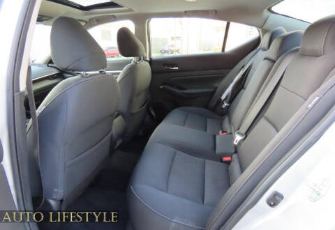 2021 Nissan Altima 2.5 SV