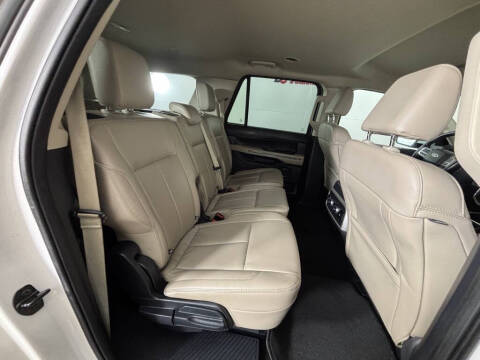 2023 Ford Expedition MAX XLT