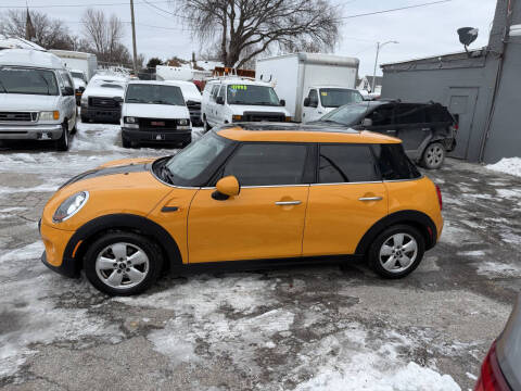 2016 MINI Hardtop 4 Door Cooper