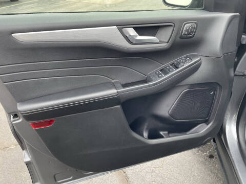 2024 Ford Escape Platinum