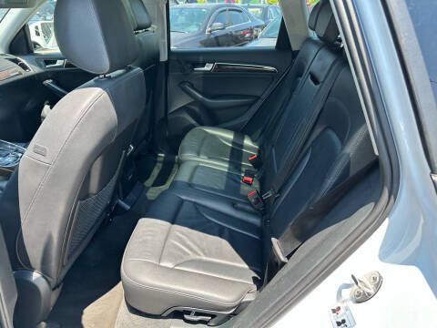 2015 Audi Q5 2.0T quattro Premium Plus