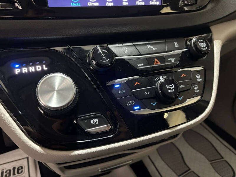 2019 Chrysler Pacifica Touring Plus