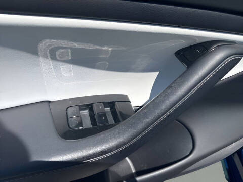 2018 Tesla Model 3 Mid Range