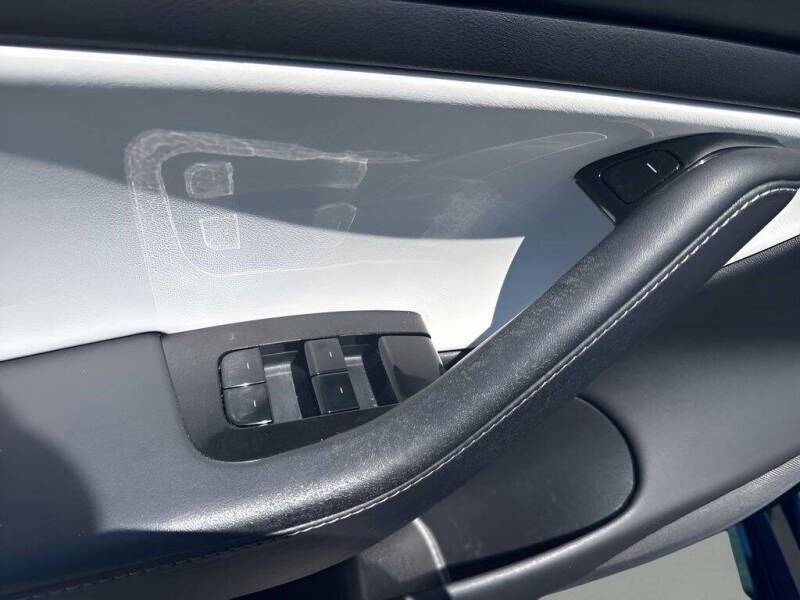 2018 Tesla Model 3 Mid Range