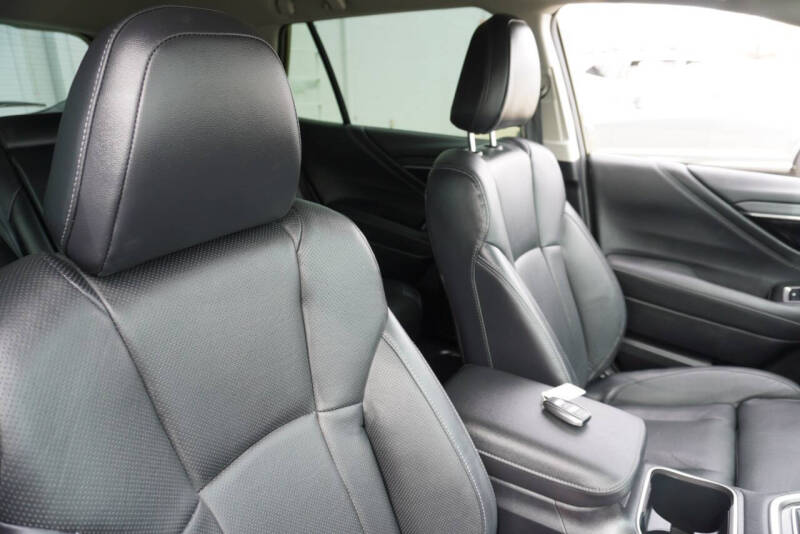 2024 Subaru Outback Touring