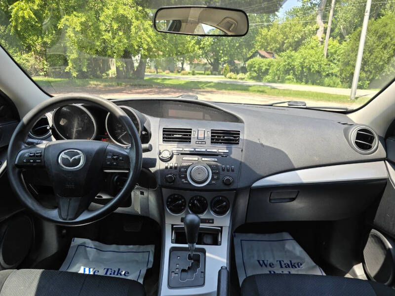 2011 Mazda MAZDA3 i Touring