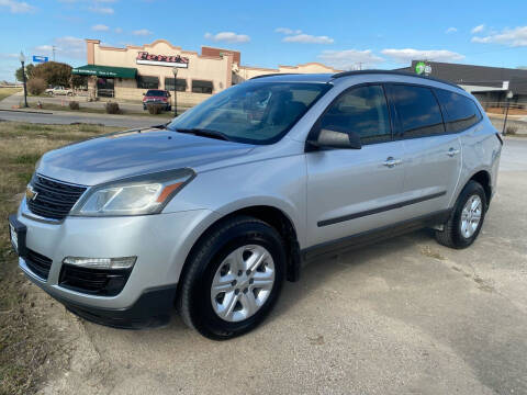 2014 Chevrolet Traverse for sale at MARLER USED CARS in Gainesville TX