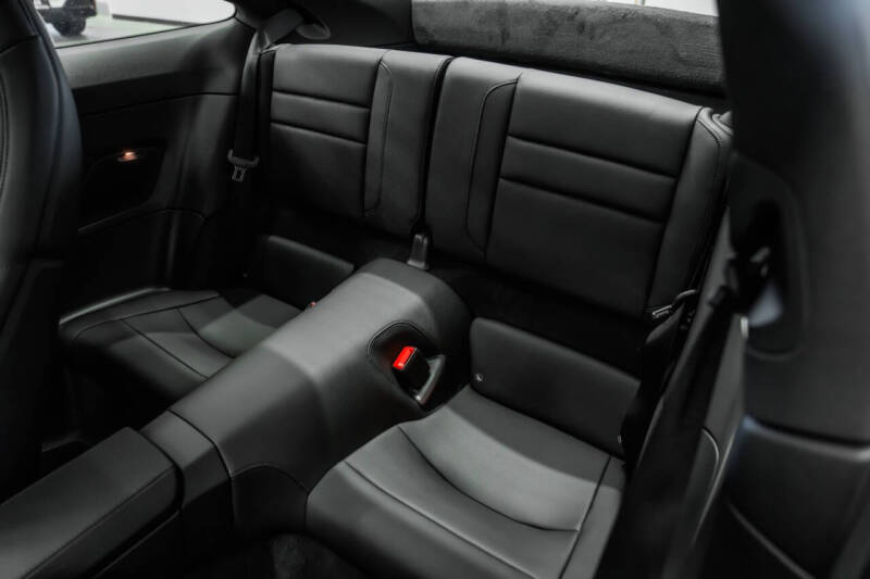 2025 Porsche 911 Carrera