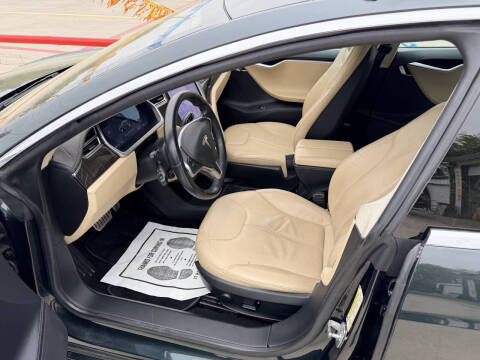 2013 Tesla Model S Performance