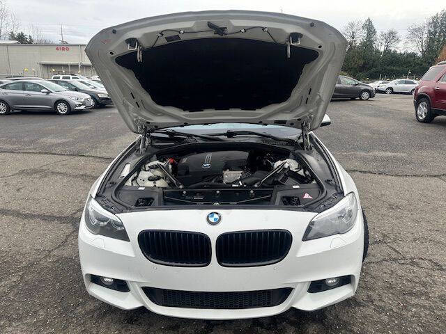 2015 BMW 5 Series 528i xDrive