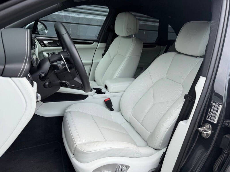 2026 Porsche Macan S