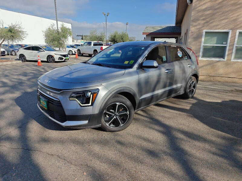 2023 Kia Niro LX