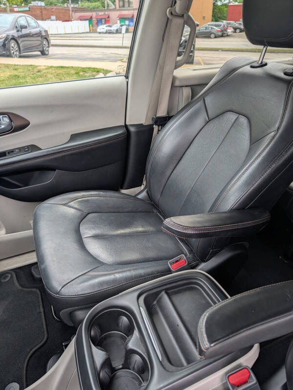 2018 Chrysler Pacifica Touring L