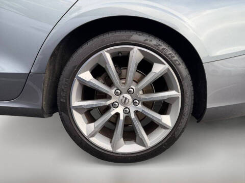 2020 Volvo S60 T5 Momentum