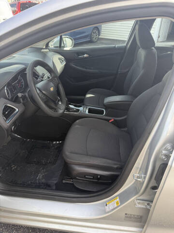 2017 Chevrolet Cruze LT Auto