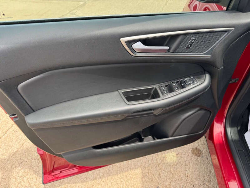 2024 Ford Edge
