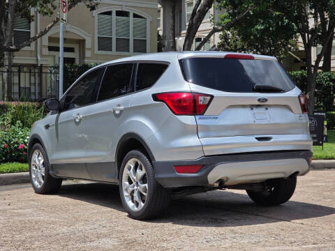 2019 Ford Escape SE