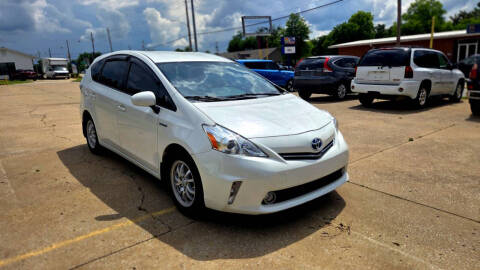 2012 Toyota Prius v Five
