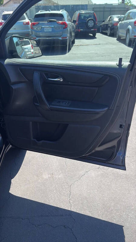 2014 GMC Acadia SLE-1