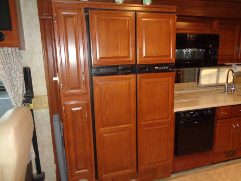 2008 Freightliner XCS Chassis