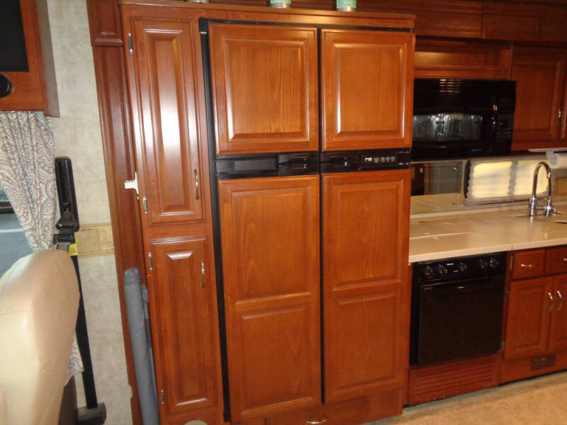 2008 Freightliner XCS Chassis