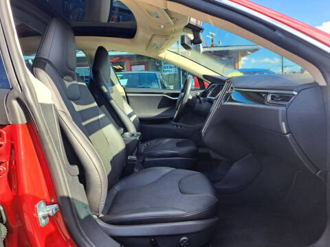 2013 Tesla Model S Performance