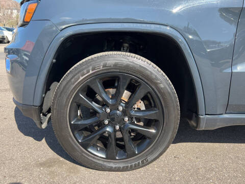 2018 Jeep Grand Cherokee Laredo