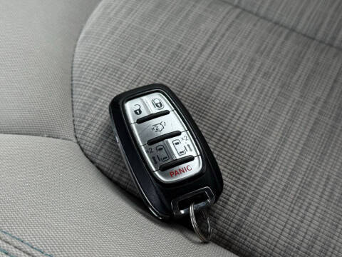 2018 Chrysler Pacifica Hybrid Touring Plus