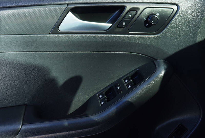 2015 Volkswagen Jetta