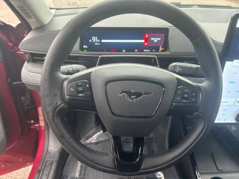 2025 Ford Mustang Mach-E Select