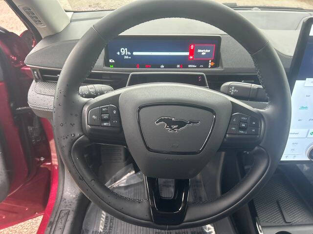 2025 Ford Mustang Mach-E Select