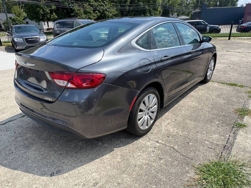2015 Chrysler 200 LX