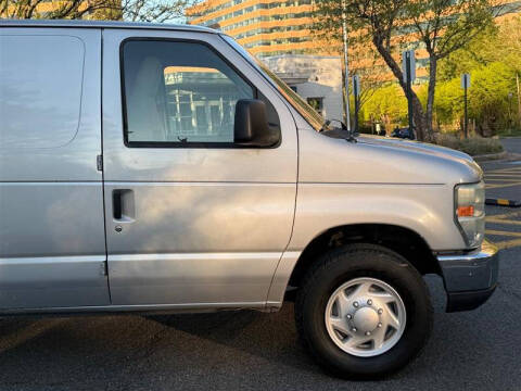 2009 Ford E-Series E-250