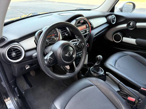 2015 MINI Hardtop 2 Door Cooper