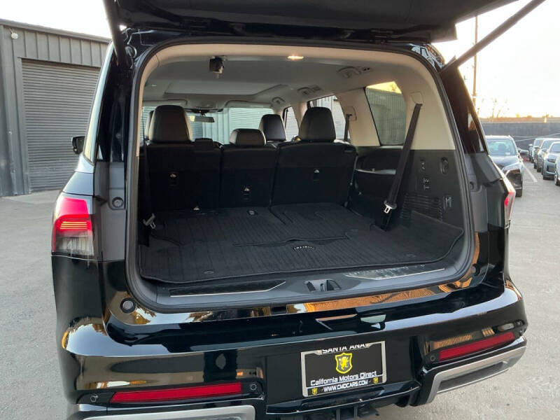 2025 Infiniti QX80 Luxe