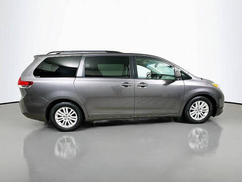 2014 Toyota Sienna
