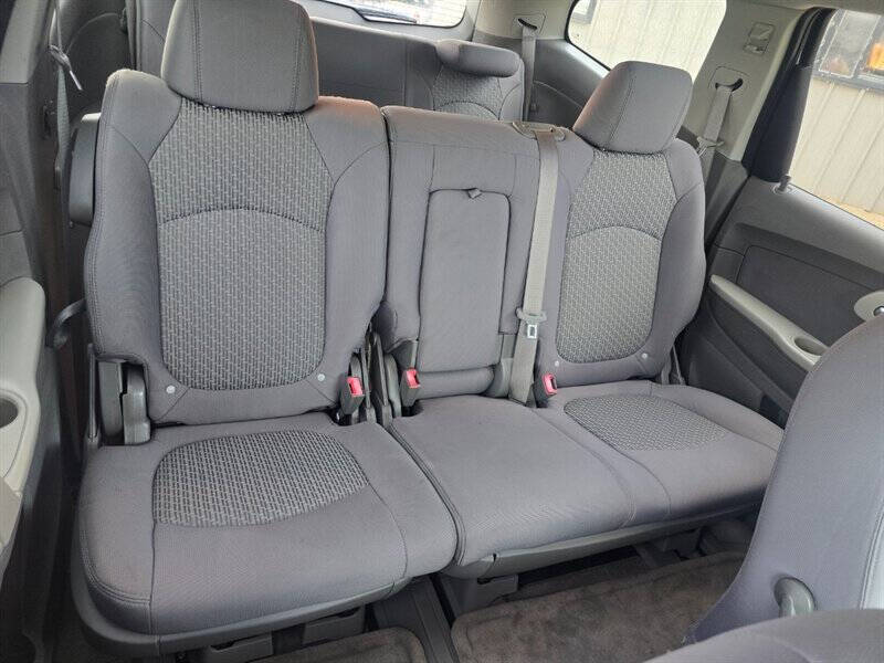 2010 Chevrolet Traverse LS