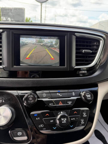2018 Chrysler Pacifica Touring Plus