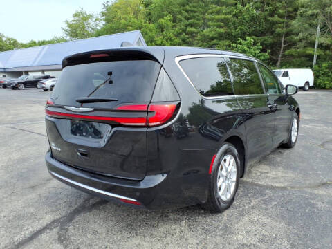 2023 Chrysler Pacifica Touring L