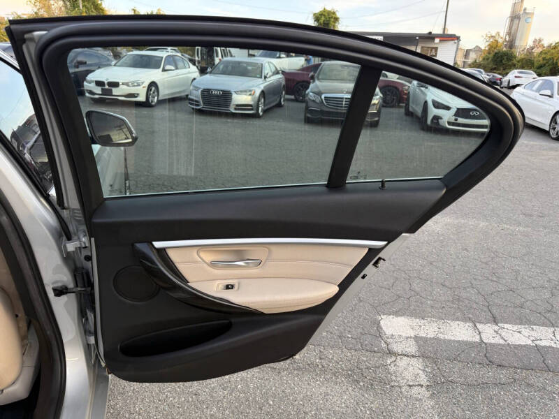 2017 BMW 3 Series 330i