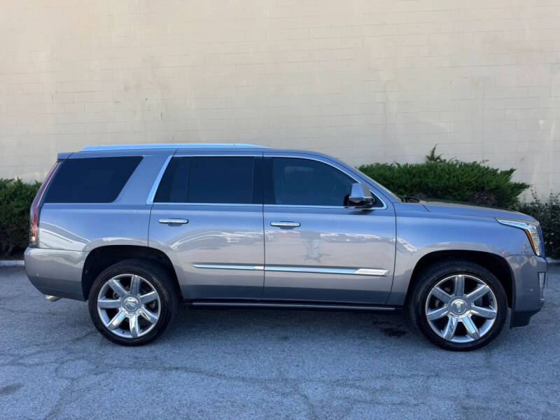 2018 Cadillac Escalade Premium Luxury