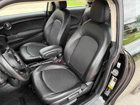 2015 MINI Hardtop 2 Door Cooper