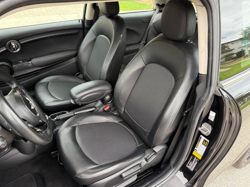 2015 MINI Hardtop 2 Door Cooper